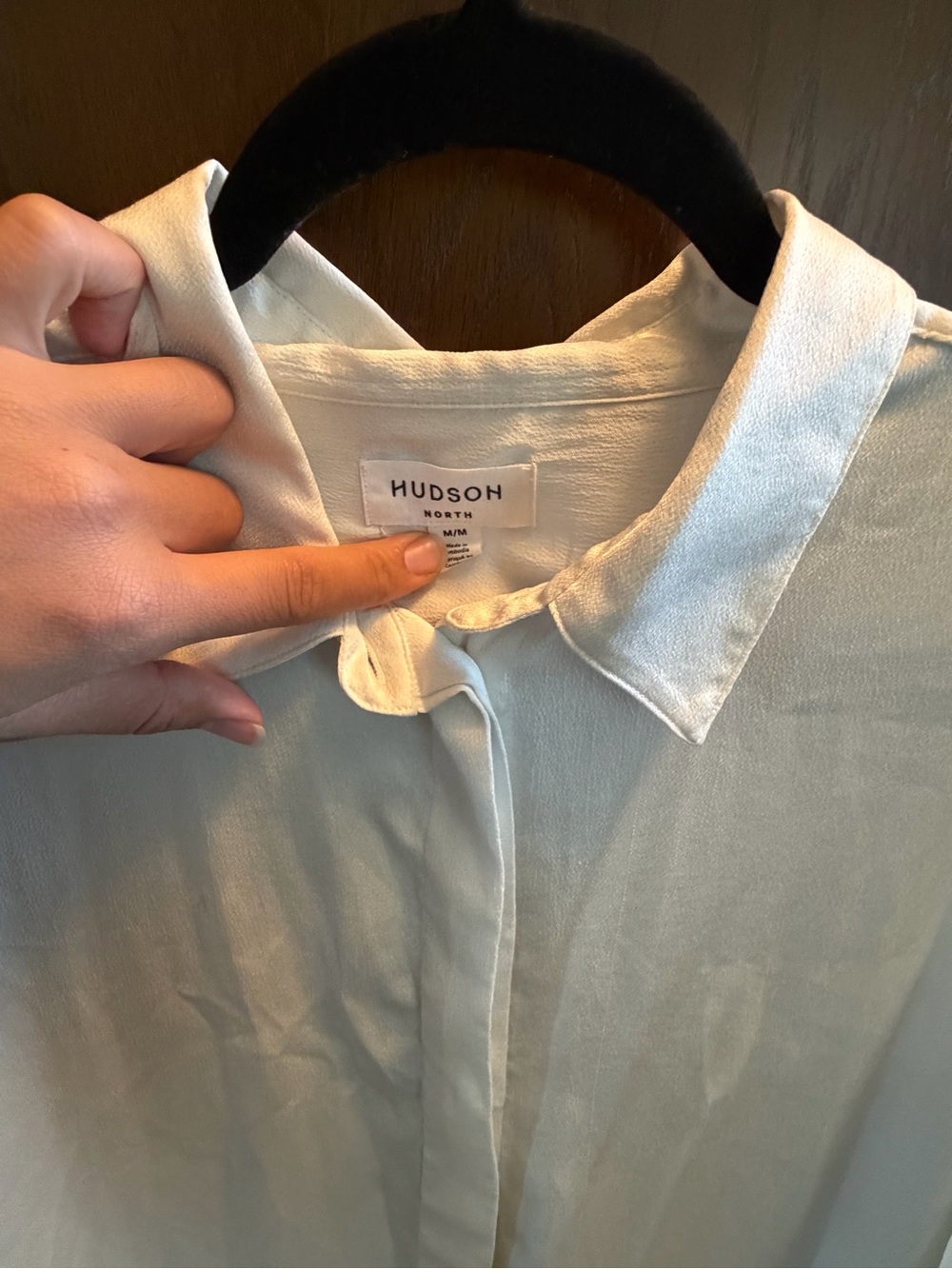 Hudson Jeans Women's Long-Sleeve Button-Down Blouse - Picture 2 of 2